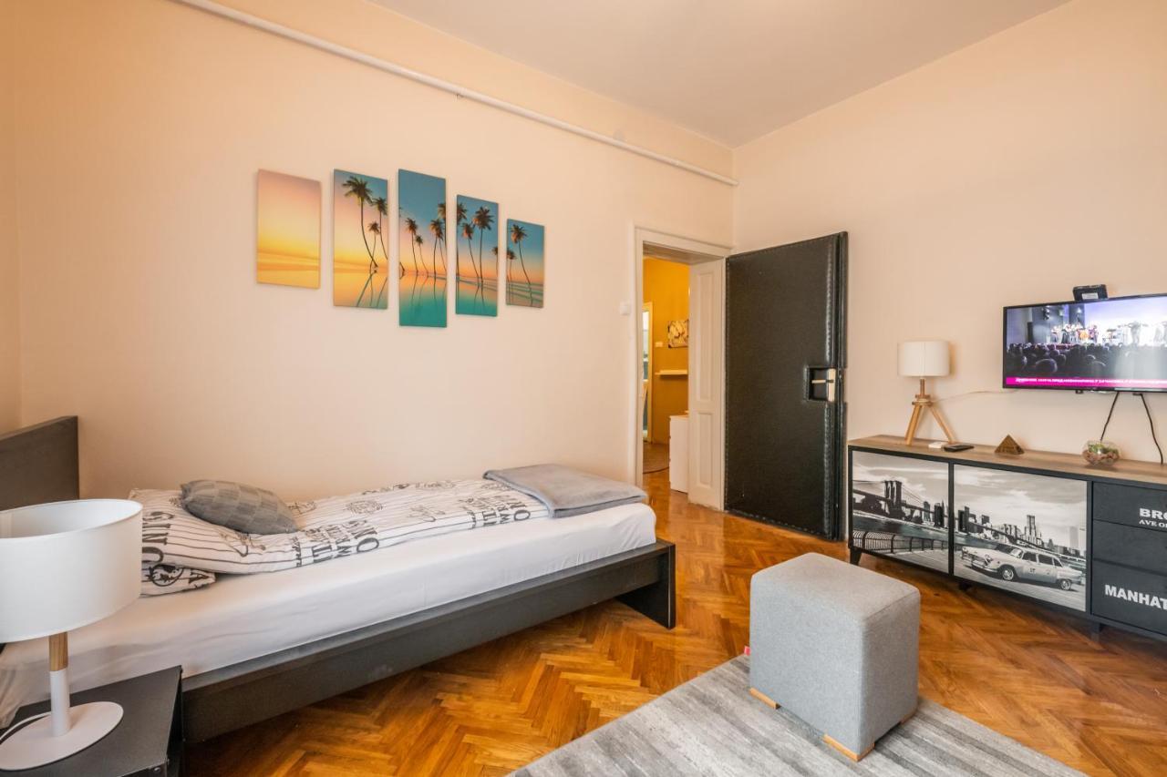 Neimar Apartment With Great Wi-Fi And Free Parking Belgrade Exterior photo