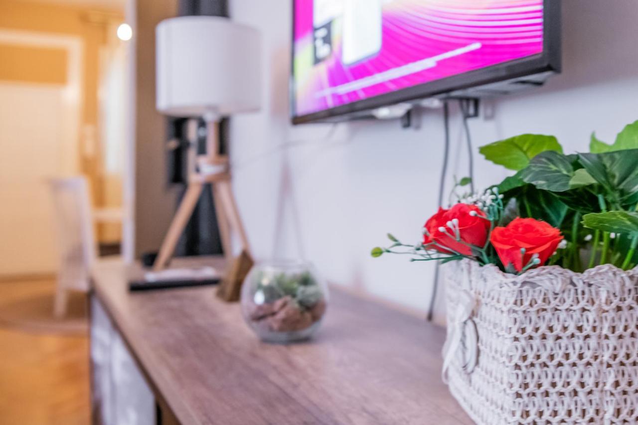 Neimar Apartment With Great Wi-Fi And Free Parking Belgrade Exterior photo